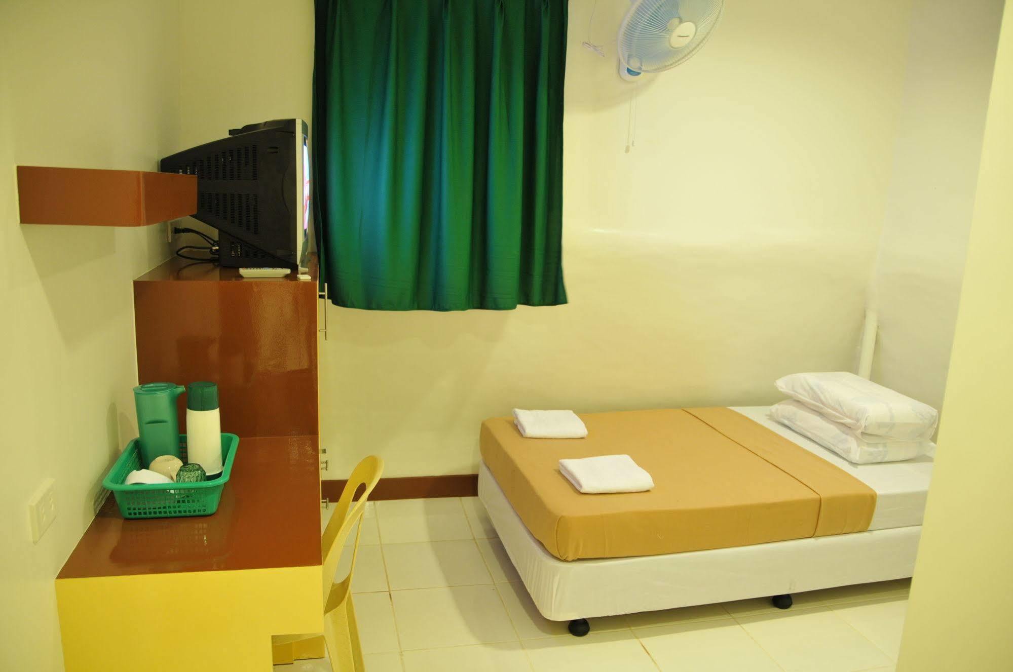 Ong Bun Pension House Iloilo Esterno foto