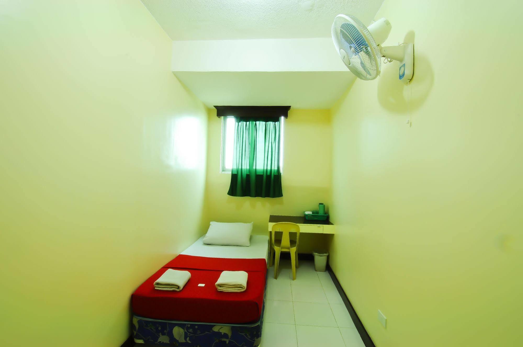 Ong Bun Pension House Iloilo Esterno foto